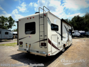 Call now about this 2016 Thor Quantum WS31! 2016 Thor Quantum WS31 - Used Class C For Sale by Optimum RV - Zephyrhills in Zephyrhills, Florida features Slideout