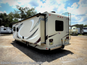 Contact us now about this 2016 Thor Quantum WS31! 2016 Quantum WS31 by Thor from Optimum RV - Zephyrhills in Zephyrhills, Florida