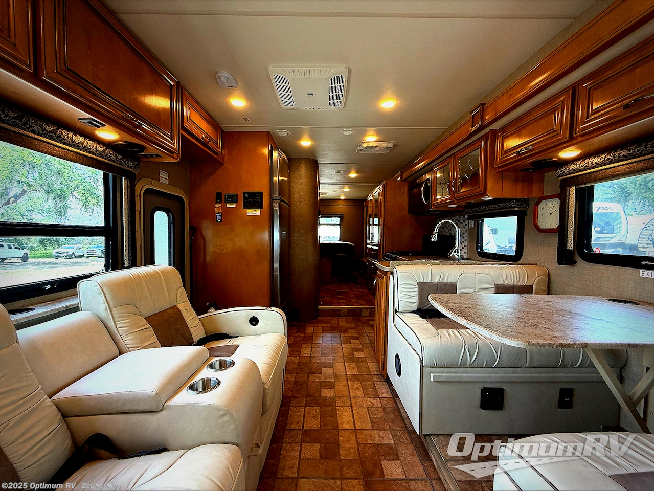 Used 2016 Thor Quantum WS31 available in Zephyrhills, Florida