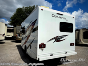 Call now about this 2022 Thor Quantum SE SE22 Ford! 2022 Thor Quantum SE SE22 Ford - Used Class C For Sale by Optimum RV - Zephyrhills in Zephyrhills, Florida features Awning