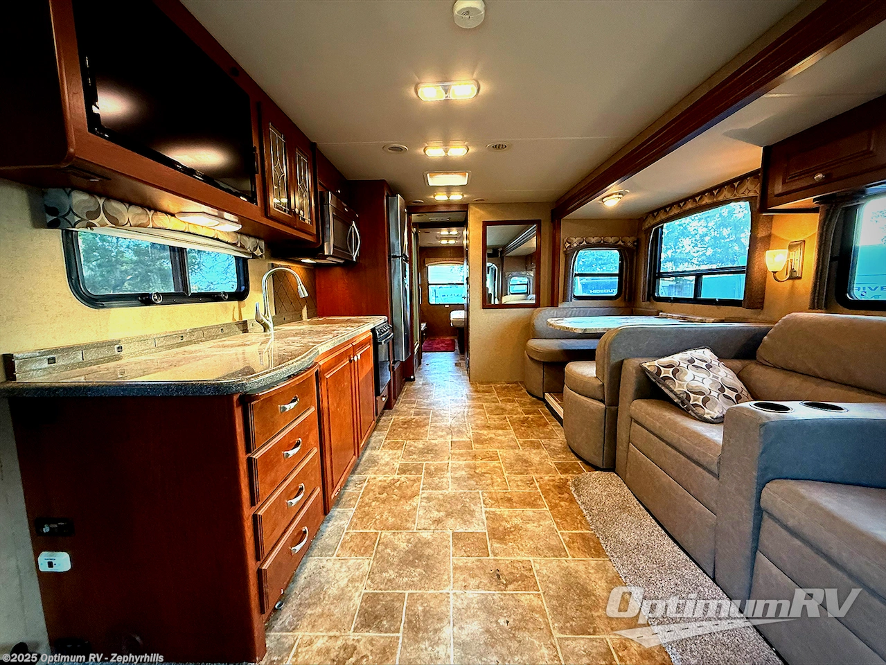 Used 2015 Thor Miramar 33.5 available in Zephyrhills, Florida