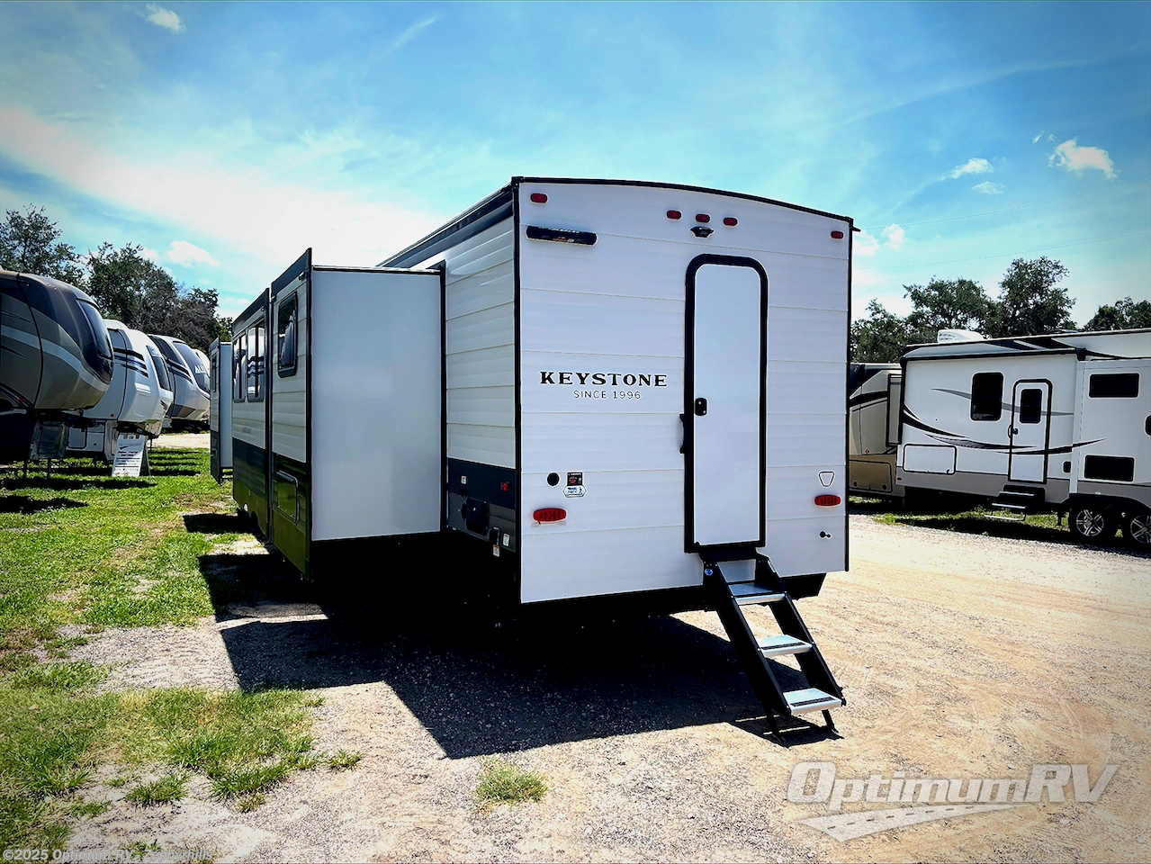 Contact us now about this 2026 Keystone Hideout 38DBD! 2026 Hideout 38DBD by Keystone from Optimum RV - Zephyrhills in Zephyrhills, Florida