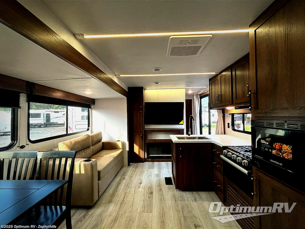 New 2026 Keystone Hideout 38BHT available in Zephyrhills, Florida