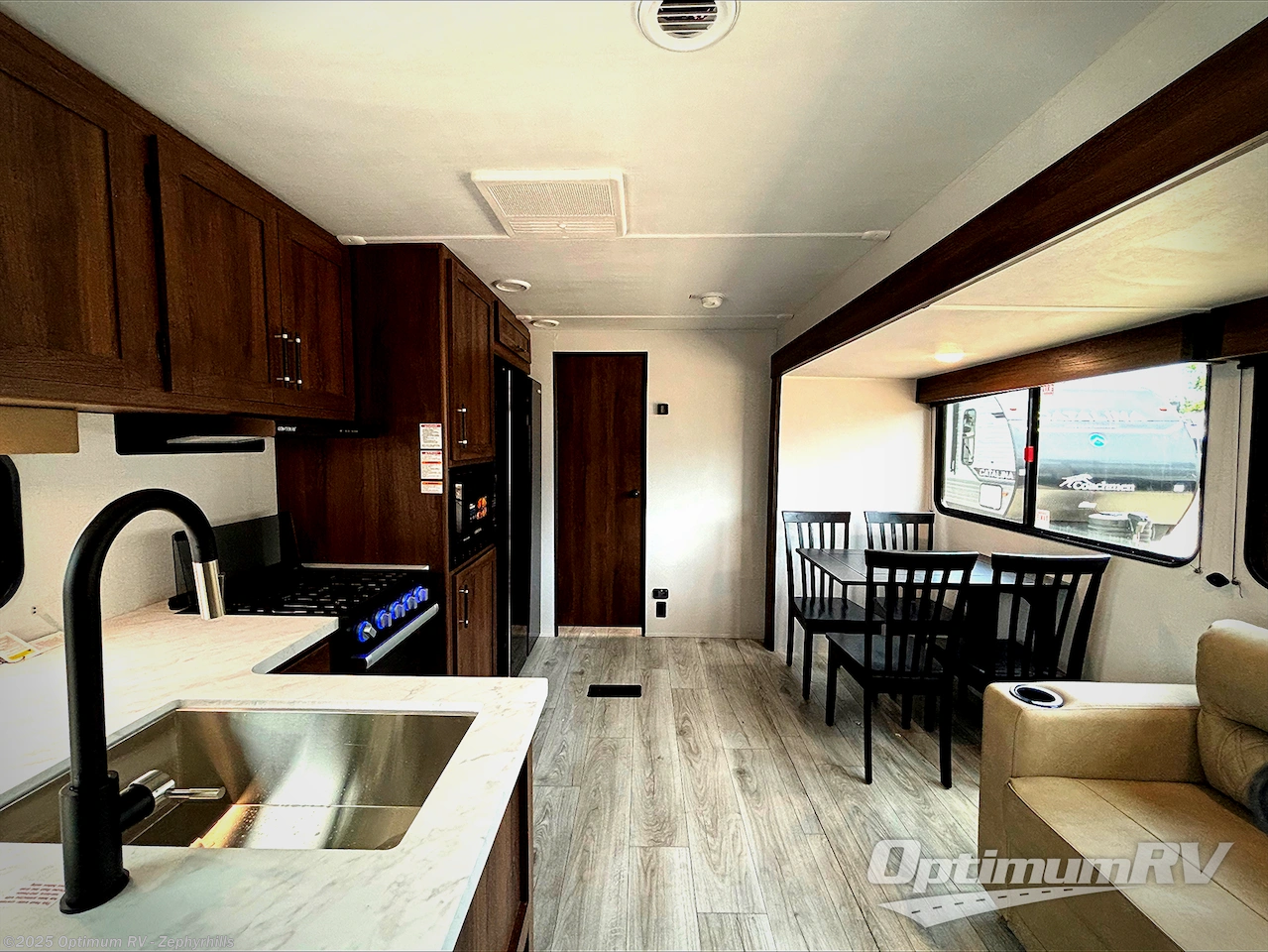 New 2026 Keystone Hideout 38BHT available in Zephyrhills, Florida