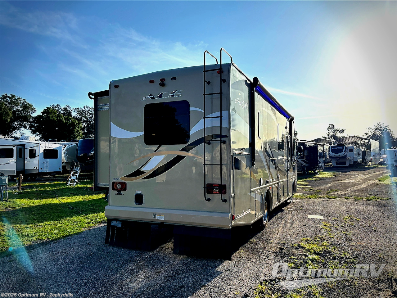 Contact us now about this 2015 Thor ACE 29.3! 2015 ACE 29.3 by Thor from Optimum RV - Zephyrhills in Zephyrhills, Florida