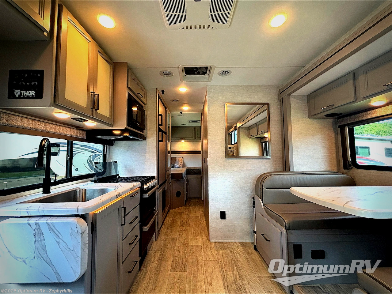 Used 2024 Thor Chateau 25V available in Zephyrhills, Florida