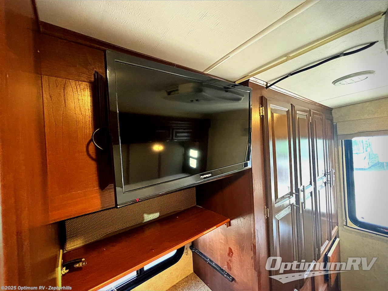 Used 2017 Forest River Georgetown 3 Series 30X3 available in Zephyrhills, Florida