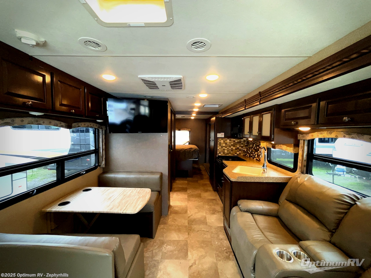 Used 2018 Thor Windsport 29M available in Zephyrhills, Florida