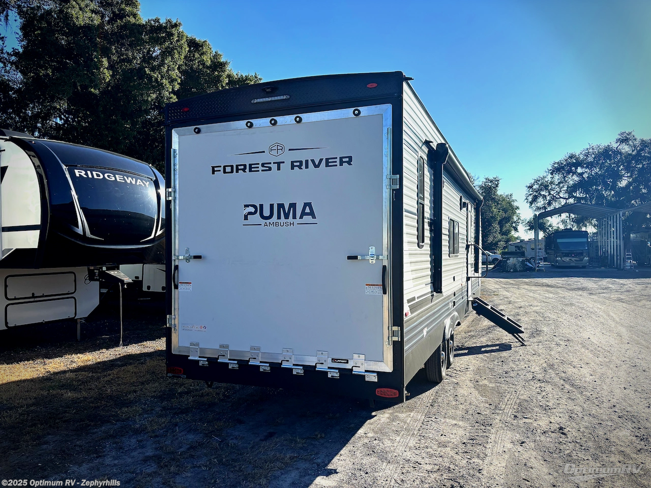 Call now about this 2026 Palomino Puma Unleashed 27TH! 2026 Palomino Puma Unleashed 27TH - New Travel Trailer For Sale by Optimum RV - Zephyrhills in Zephyrhills, Florida