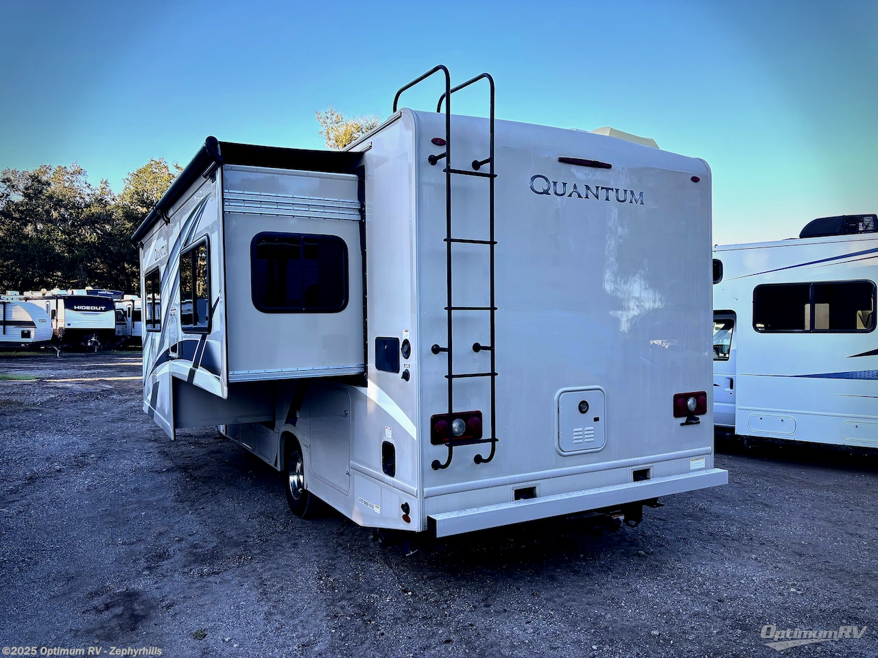 Contact us now about this 2019 Thor Quantum RC25! 2019 Quantum RC25 by Thor from Optimum RV - Zephyrhills in Zephyrhills, Florida