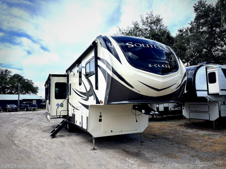 Email now about this 2019 Grand Design Solitude S-Class 2930RL! Used 2019 Grand Design Solitude S-Class 2930RL available in Zephyrhills, Florida