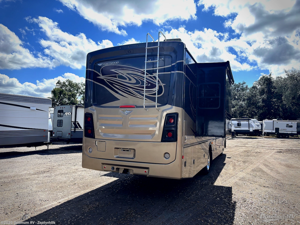 Call now about this 2018 Fleetwood Bounder 34S! 2018 Fleetwood Bounder 34S - Used Class A For Sale by Optimum RV - Zephyrhills in Zephyrhills, Florida features Slideout, Awning