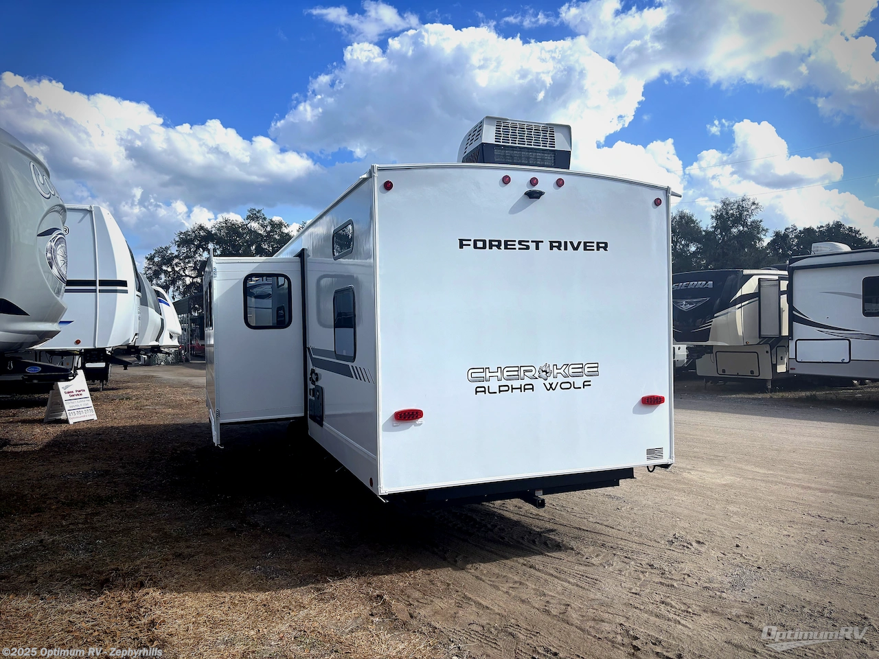Contact us now about this 2026 Forest River Cherokee Alpha Wolf 280QBS! 2026 Cherokee Alpha Wolf 280QBS by Forest River from Optimum RV - Zephyrhills in Zephyrhills, Florida
