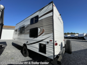 Contact us now about this 2022 Starcraft Autumn Ridge 19BH! 2022 Autumn Ridge 19BH by Starcraft from Alexander RV & Trailer Center in Clayton, Delaware