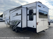 Contact us now about this 2024 Starcraft GSL Light Duty 304BHS **HUGE PRICE REDUCTION**! 2024 GSL Light Duty 304BHS **HUGE PRICE REDUCTION** by Starcraft from Alexander RV & Trailer Center in Clayton, Delaware