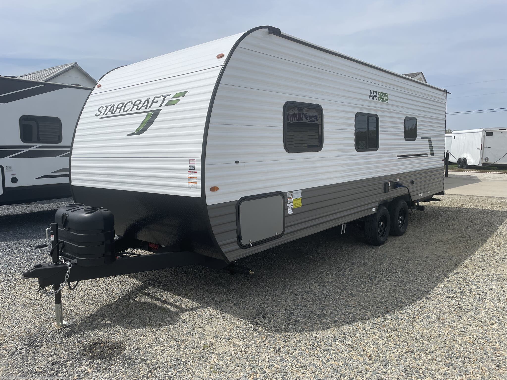 Call now about this 2025 Starcraft AR-ONE 231BH **HUGE PRICE REDUCTION**! 2025 Starcraft AR-ONE 231BH **HUGE PRICE REDUCTION** - New Travel Trailer For Sale by Alexander RV & Trailer Center in Clayton, Delaware features Diamond Shield Paint Protection Film, Propane, Furnace, Roof Vent, Pass Thru Storage