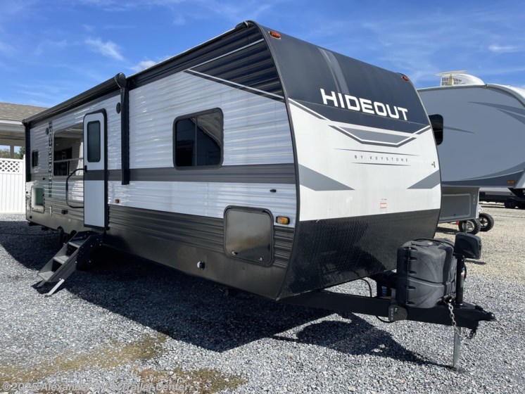 Email now about this 2022 Keystone Hideout East 28RKS! Used 2022 Keystone Hideout East 28RKS available in Clayton, Delaware