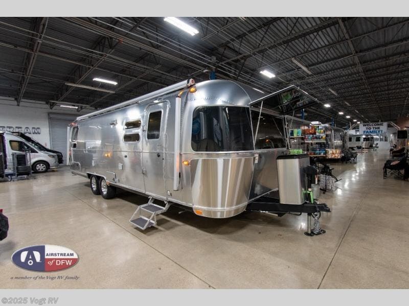 2023 Airstream Globetrotter 30RB Twin RV For Sale In Fort Worth TX