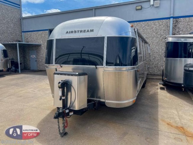 2020 Flying Cloud 30RB Twin by Airstream from Vogt RV in Fort Worth, Texas