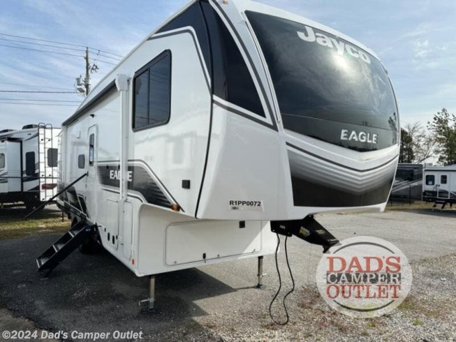 2024 Eagle 29.5BHDS by Jayco from Dad