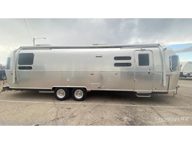 2024 Airstream Globetrotter 30RB - New Travel Trailer For Sale by Airstream of Knoxville in Knoxville, Tennessee