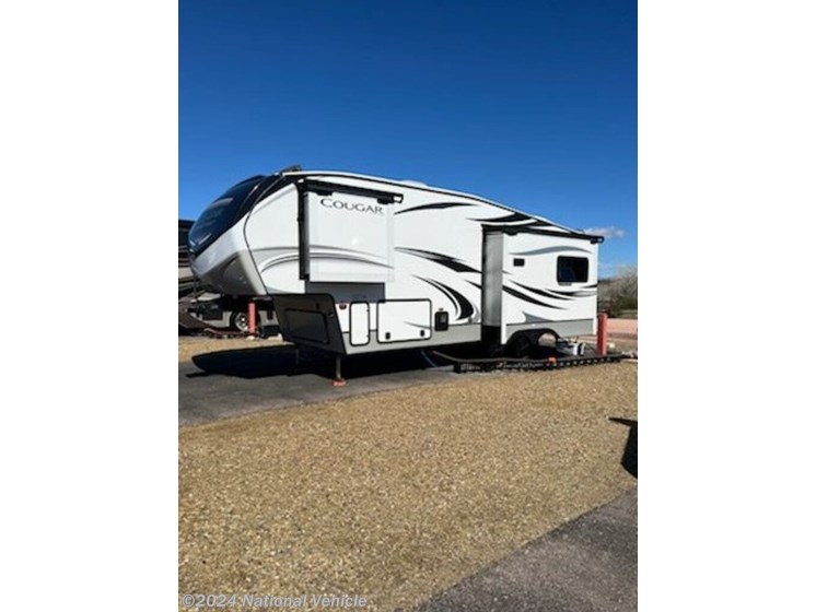 Used 2021 Keystone Cougar 27SGS available in Jefferson City, Tennessee