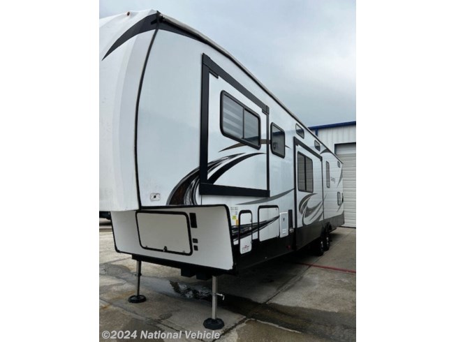 2021 Forest River Sabre 37FLL - Used Fifth Wheel For Sale by National Vehicle in Plano, Texas