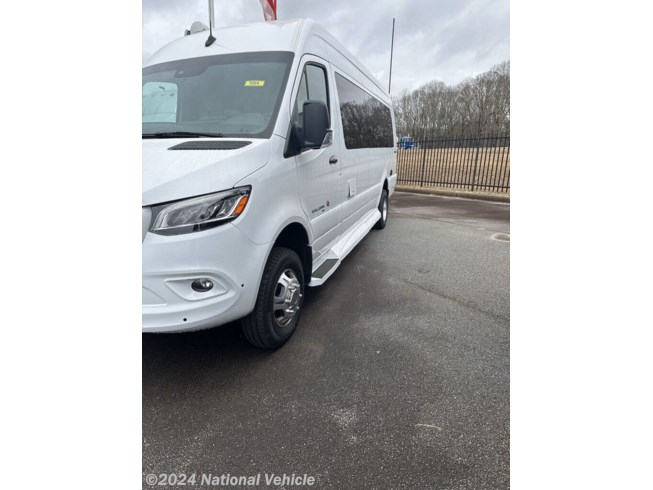 2022 Galleria 24FL by Coachmen from National Vehicle in Murphy, North Carolina