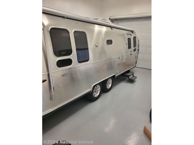 2016 Flying Cloud 26U by Airstream from National Vehicle in Las Vegas, Nevada