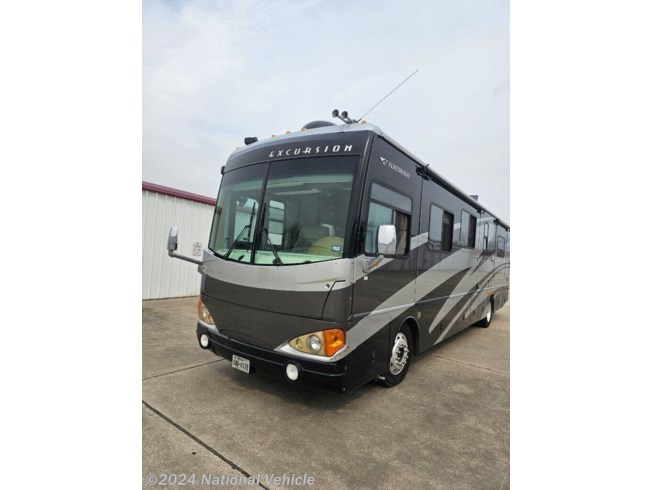 Used 2006 Fleetwood Excursion 39L available in Beaumont, Texas