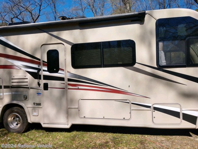 2019 Vegas 27.7 by Thor Motor Coach from National Vehicle in Springhill, Louisiana