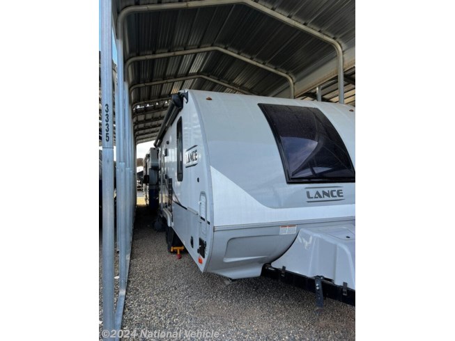 2021 Lance Travel Trailer 1995 - Used Travel Trailer For Sale by National Vehicle in Clovis, California