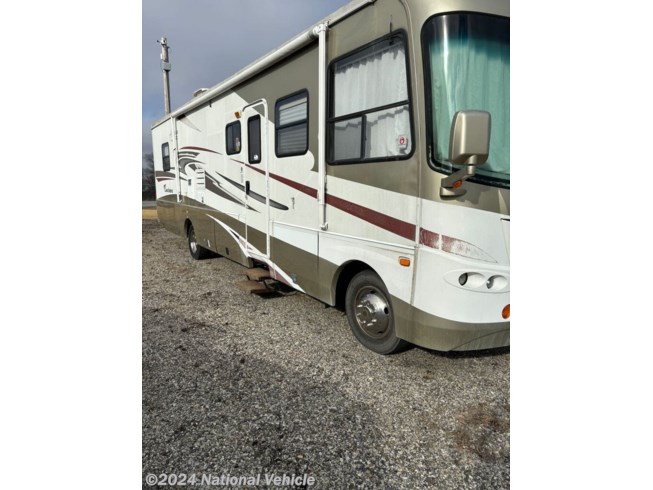 2005 Coachmen Aurora 3480MBS - Used Class A For Sale by National Vehicle in Springfeild, Illinois
