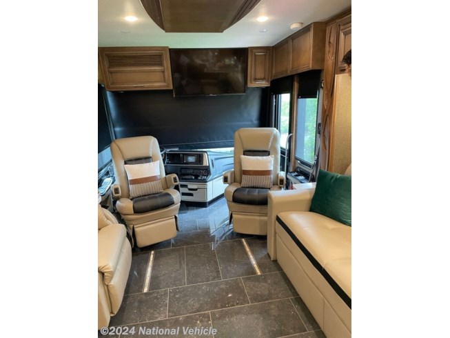 2019 Ventana 4037 by Newmar from National Vehicle in Jupiter, Florida