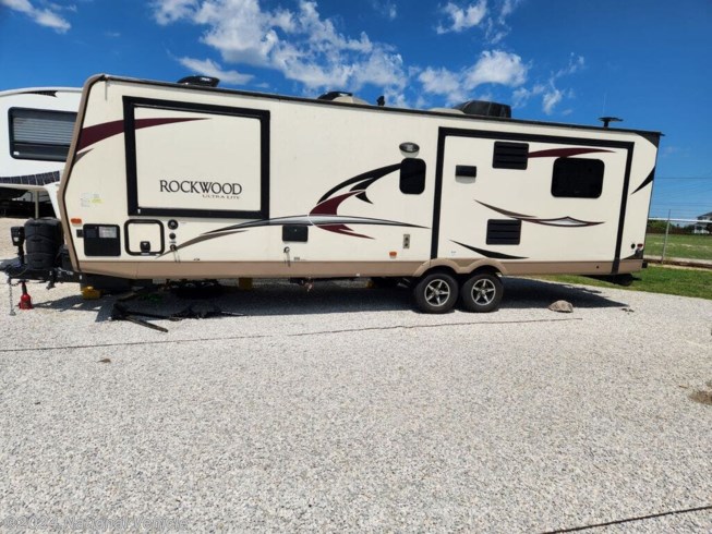 Used 2018 Forest River Rockwood Ultra Lite 2703WS available in Weatherford, Texas