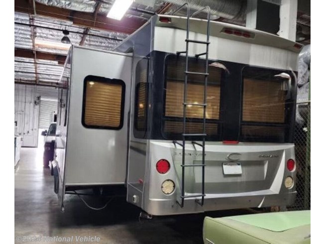 2008 Carriage Domani DF302 Fresco - Used Fifth Wheel For Sale by National Vehicle in Newport Beach, California