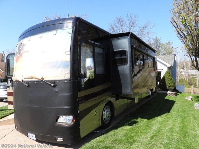 2013 Fleetwood Discovery 40X - Used Class A For Sale by National Vehicle in St. Louis, Missouri