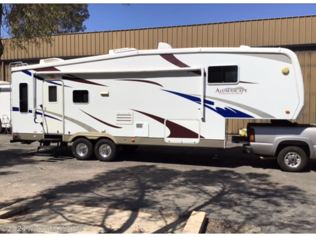 2009 Alumascape 29CKD by Holiday Rambler from National Vehicle in PasoRoblas, California