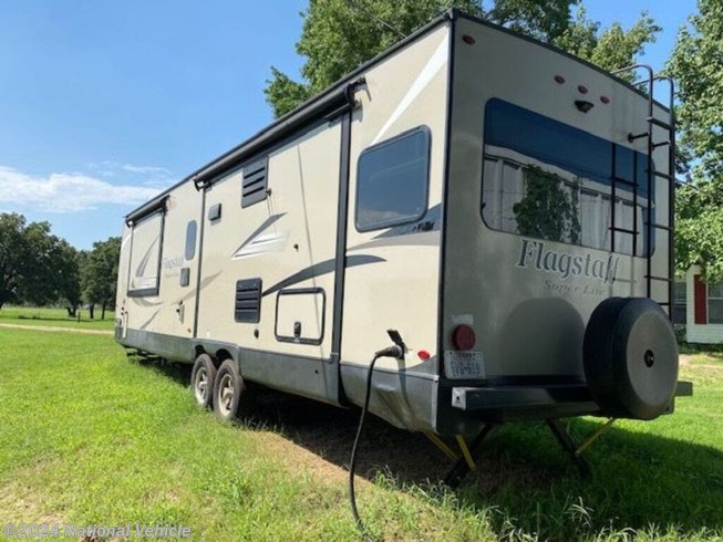 2019 Forest River Flagstaff Super Lite 29KSWS - Used Travel Trailer For Sale by National Vehicle in Wills Point, Texas