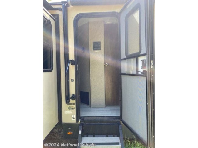 2019 Flagstaff Super Lite 29KSWS by Forest River from National Vehicle in Wills Point, Texas