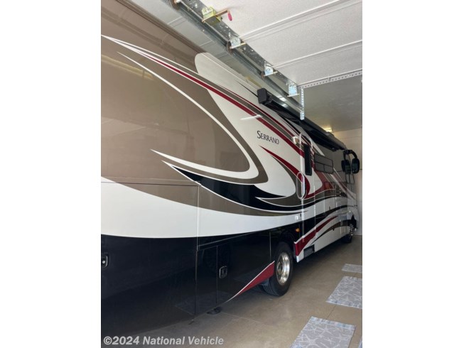 2011 Thor Motor Coach Serrano 31X - Used Class A For Sale by National Vehicle in Green Haven, Arizona