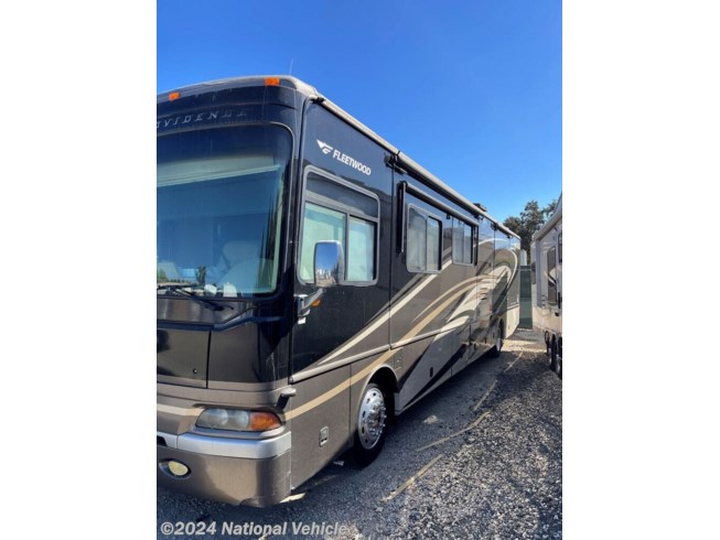 Used 2007 Fleetwood Providence 40E available in Agoura Hills, California