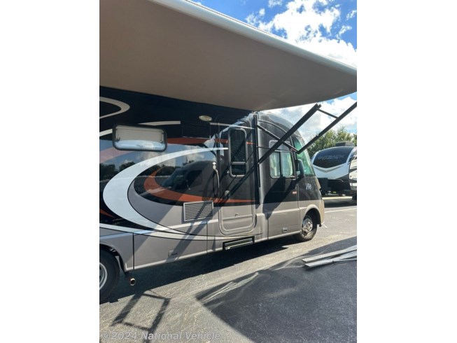 2014 Winnebago Via 25Q - Used Class A For Sale by National Vehicle in Greenacres, Florida