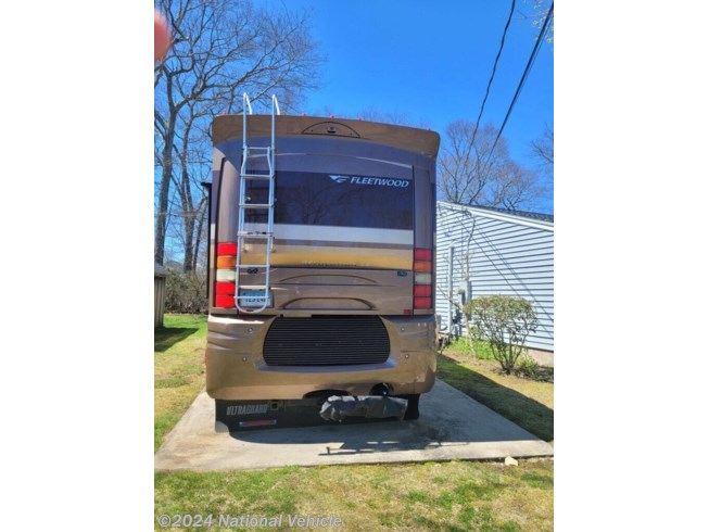 2007 Revolution LE 40E by Fleetwood from National Vehicle in Mystic, Connecticut