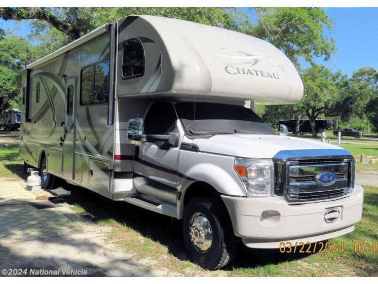 Used 2014 Thor Motor Coach Chateau 33SW available in Bushnell, Florida