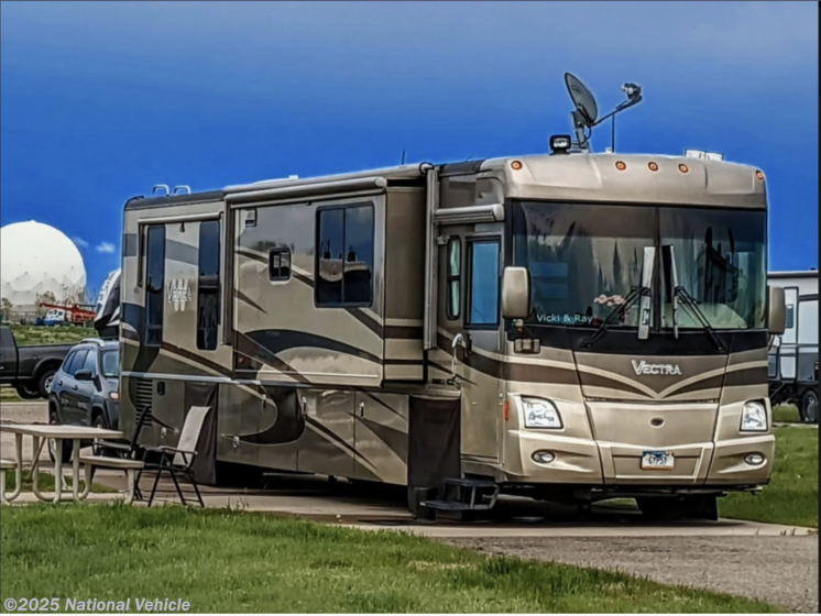 Email now about this 2005 Winnebago Vectra 40KD! Used 2005 Winnebago Vectra 40KD available in Aurora, Colorado