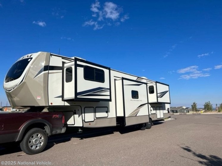 Email now about this 2022 Forest River Salem Hemisphere Elite 36FL! Used 2022 Forest River Salem Hemisphere Elite 36FL available in Arvada, Colorado