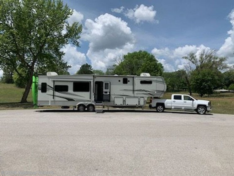 Email now about this 2022 Keystone Montana 3781RL! Used 2022 Keystone Montana 3781RL available in Omaha, Nebraska