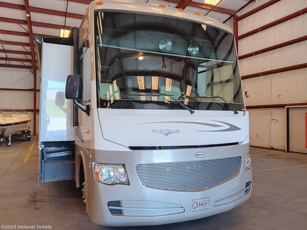 Email now about this 2013 Itasca Sunova 33C! Used 2013 Itasca Sunova 33C available in Cleveland, Tennessee