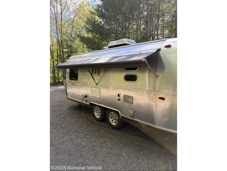 Email now about this 2019 Airstream Flying Cloud 23FB Queen! Used 2019 Airstream Flying Cloud 23FB Queen available in Iron River, Wisconsin